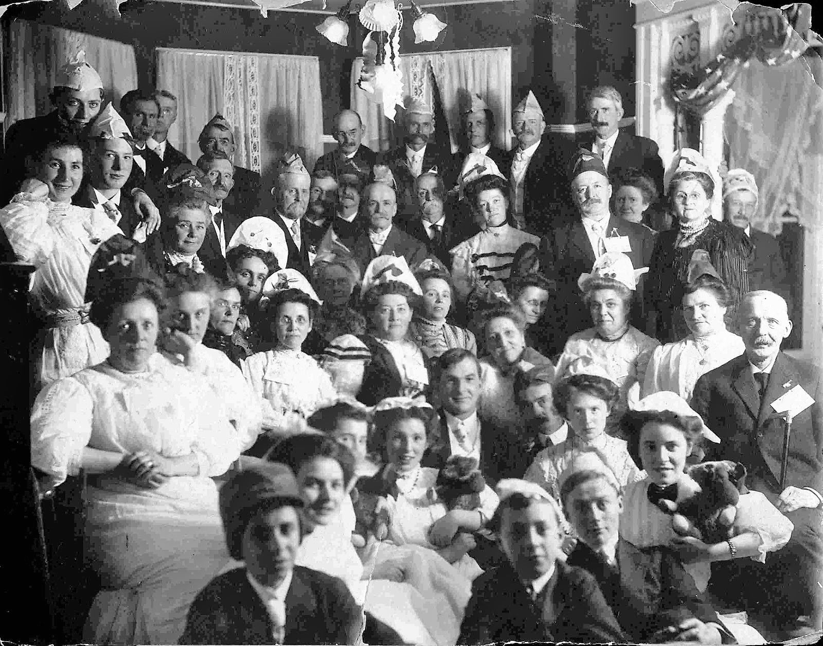 Bogert family NYE 1903 on First Ave